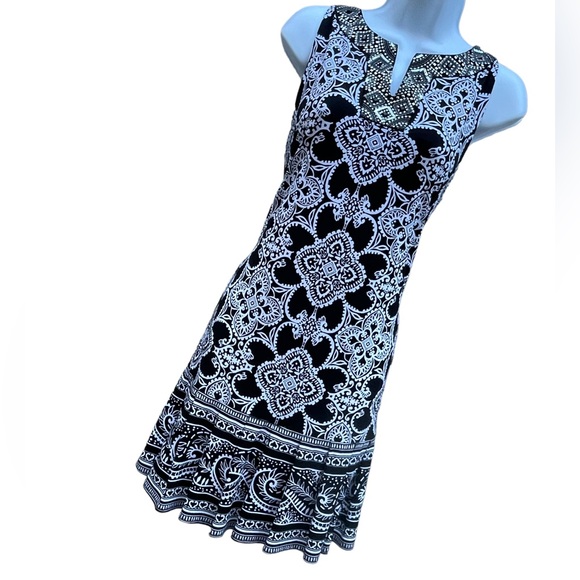 WHITE HOUSE | BLACK MARKET | Medium Petite | Mini Dress - Picture 1 of 4